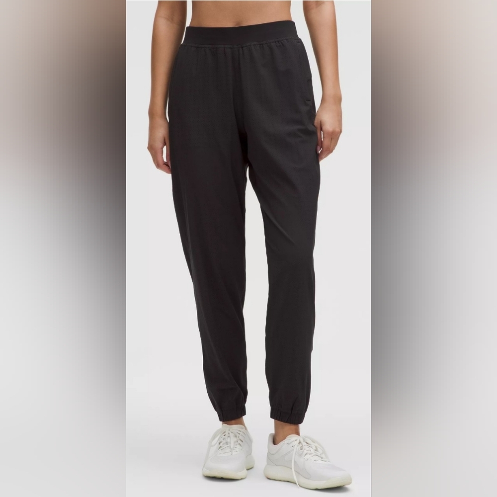 Lululemon Graphite Gray Run State Jogger Pants Mens Size 4